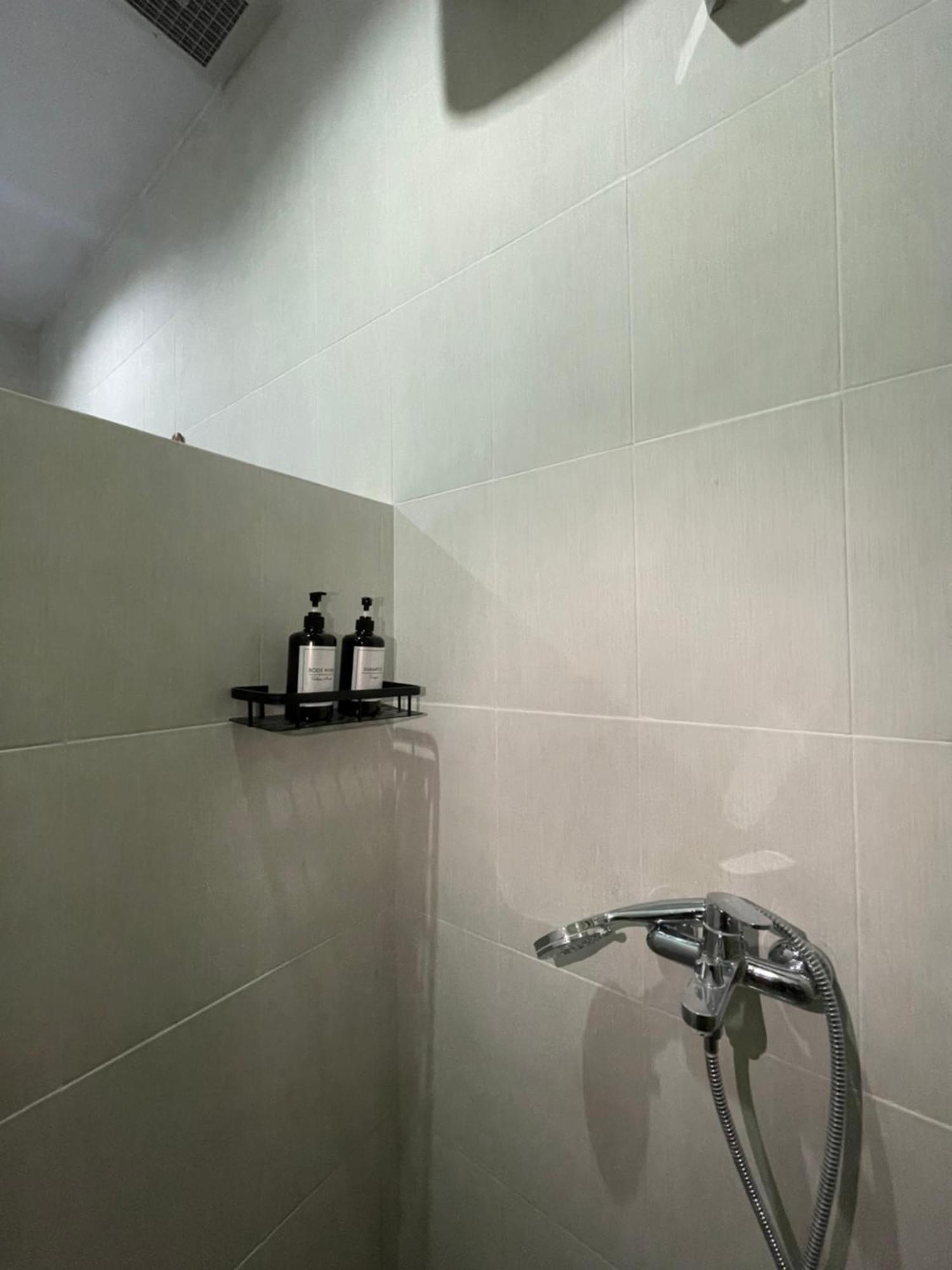 Chua Guest House Canggu Ngoại thất bức ảnh